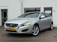 Volvo V60 - 1.6 T3 Trekhaak AUTOMAAT