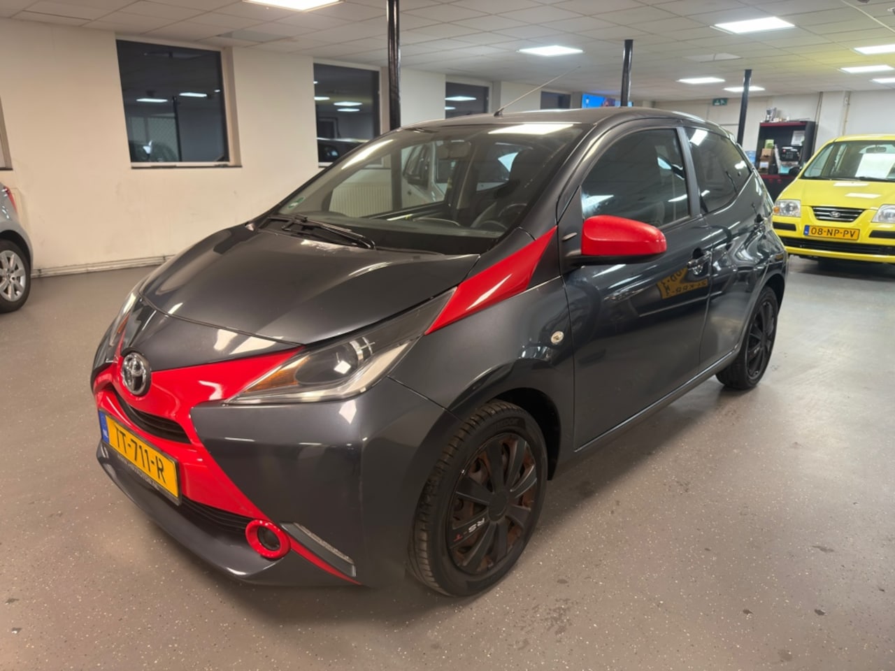 Toyota Aygo - 1.0 VVT-i x 1.0 VVT-i x - AutoWereld.nl