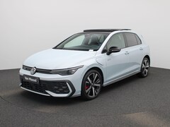 Volkswagen Golf - 1.5 eHybrid GTE | Automaat | Panoramadak | Navigatie | Apple Carplay / Android Auto | Trek