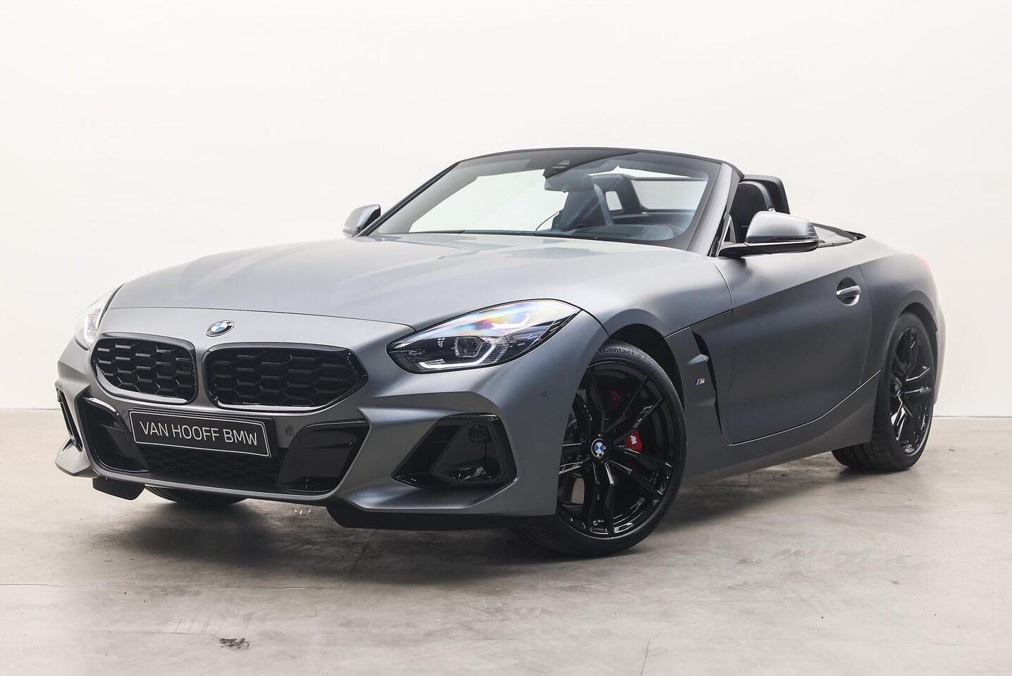 BMW Z4 Roadster - sDrive30i Automaat / M Sportstoelen / Adaptieve LED / M Adaptief onderstel / Head-Up / Act - AutoWereld.nl