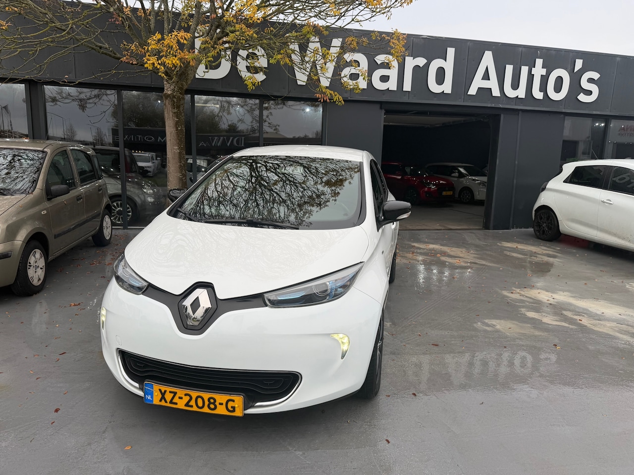 Renault Zoe - R110 Bose 41 kWh/ automaat/airco/cruise/NAP/Stoelverwarming/Dealer onderhouden/Koop accu/1 - AutoWereld.nl