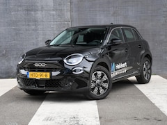 Fiat 600 - Urban 1.2 Hybrid 110pk Automaat PDC ACHTER | APPLE-CARPLAY | DAB | CLIMA | 17''LM