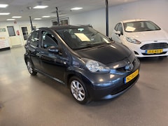 Toyota Aygo - 1.0-12V