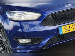 Ford Focus Wagon - 1.0 Ecoboost 125pk ST-Line - Deep Impact Blue - Carplay/360 camera/Nav
