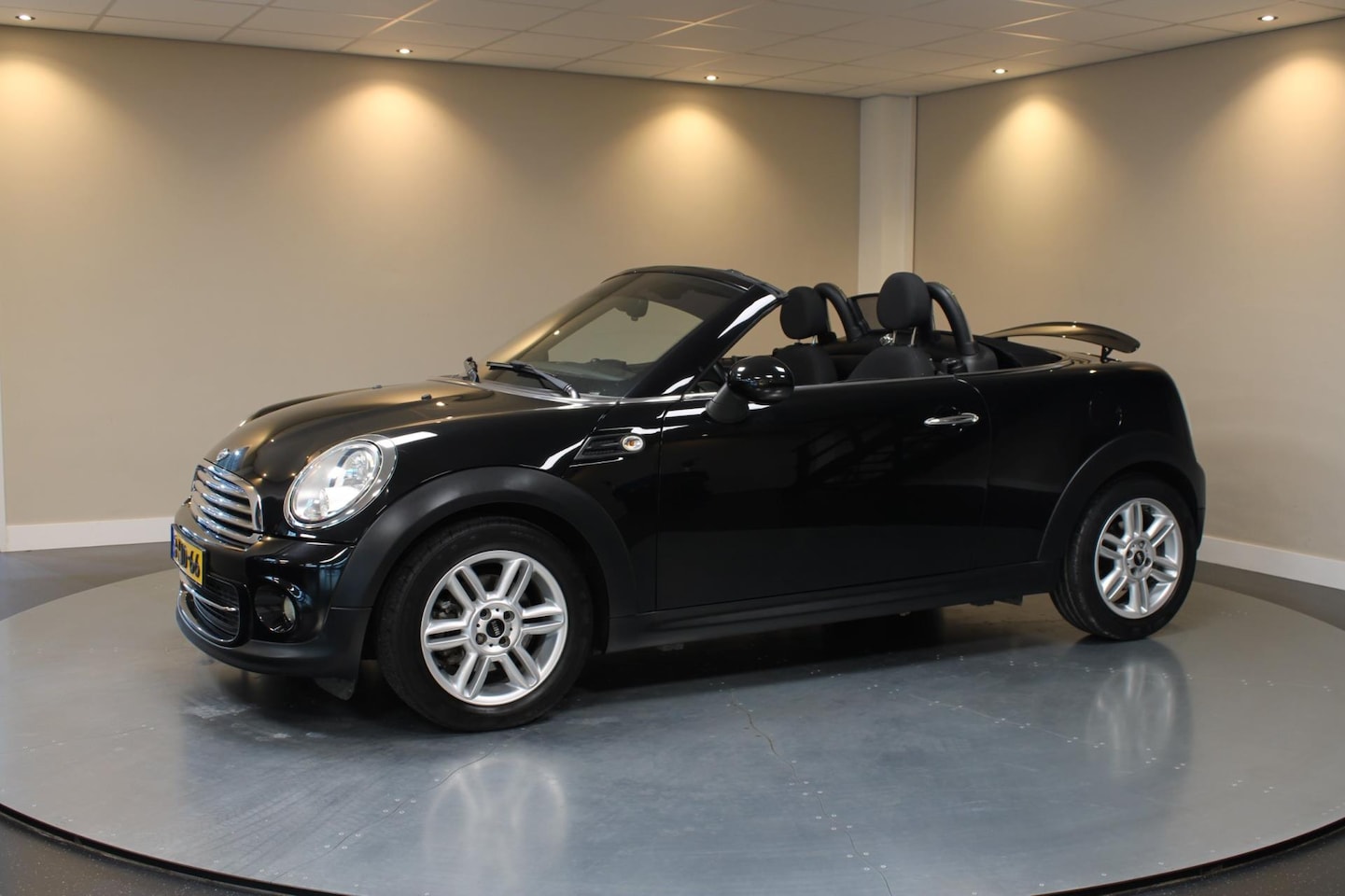MINI Roadster - Mini 1.6 Cooper Chili *2de Eigenaar* Stoelverw.|PDC|Sfeerverlichting|NAP - AutoWereld.nl