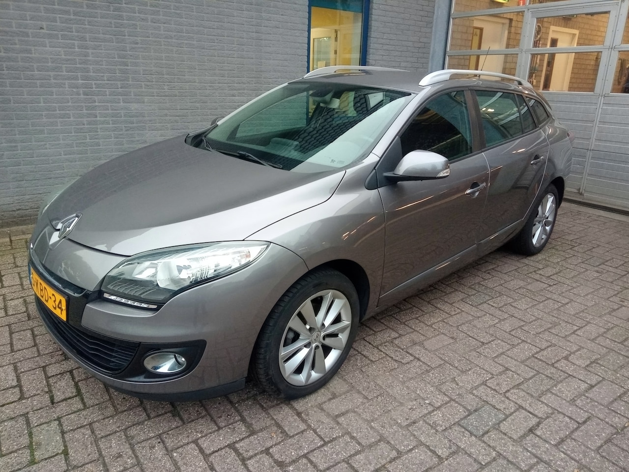 Renault Mégane Estate - 1.2 TCe Expression 1.2 TCe Expression - AutoWereld.nl