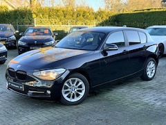 BMW 1-serie - 114i EDE Executive Urban|Nieuwe Ketting + Klepseals|Half Leder|Navigatie|Airco|Stoelverwar