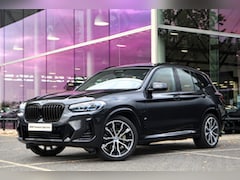 BMW X3 - xDrive30e M Sport Automaat / Panoramadak / Trekhaak / Sportstoelen / Achteruitrijcamera /
