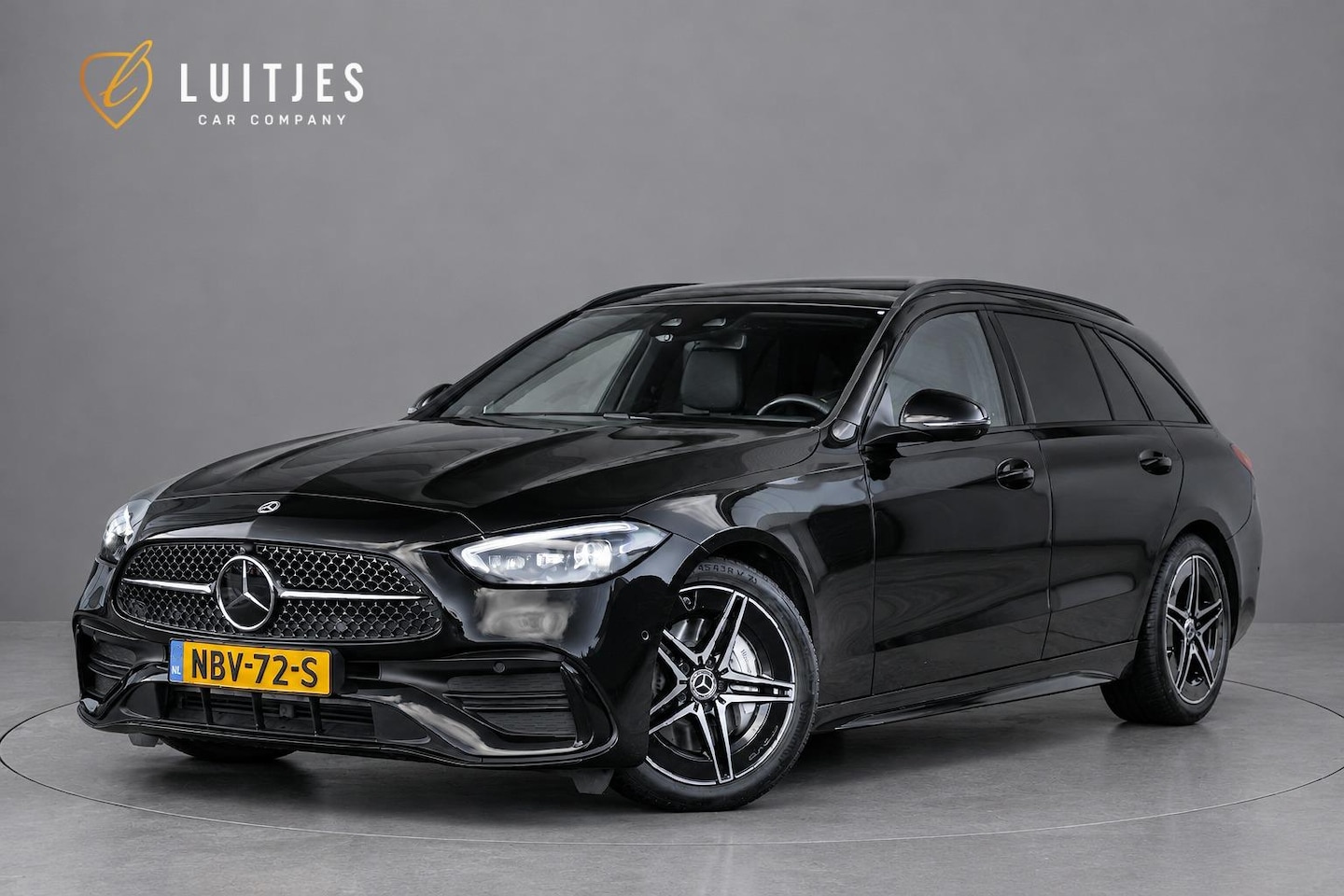 Mercedes-Benz C-klasse Estate - 180 Star Edition AMG-Line Night|Pano|360°|Trekhaak|Distronic|Memory|Dealeronderhouden - AutoWereld.nl