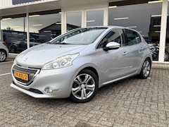 Peugeot 208 - 1.6 VTi Allure | Navi | Bluetooth | Cruise | ECC | Regen- en Lichtsensor | Trekhaak