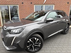 Peugeot 2008 - 1.2 PureTech Allure VIRTUAL.COCKPIT / HALF.LEER / GROOT.NAVI / C