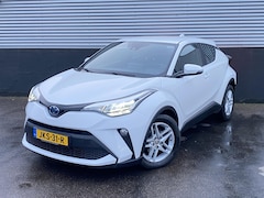 Toyota C-HR - 1.8 Hybrid Active Apple CarPlay/Android Auto Navigatie, achteruitrij camera, keyless, adap