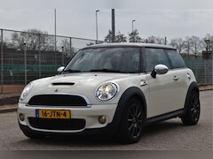 MINI Cooper S - 1.6 Chili 170 pk Bi-Tone | NL-Auto | Stoelverwarming | Leder | Navigatie | Xenon/LED | NAP