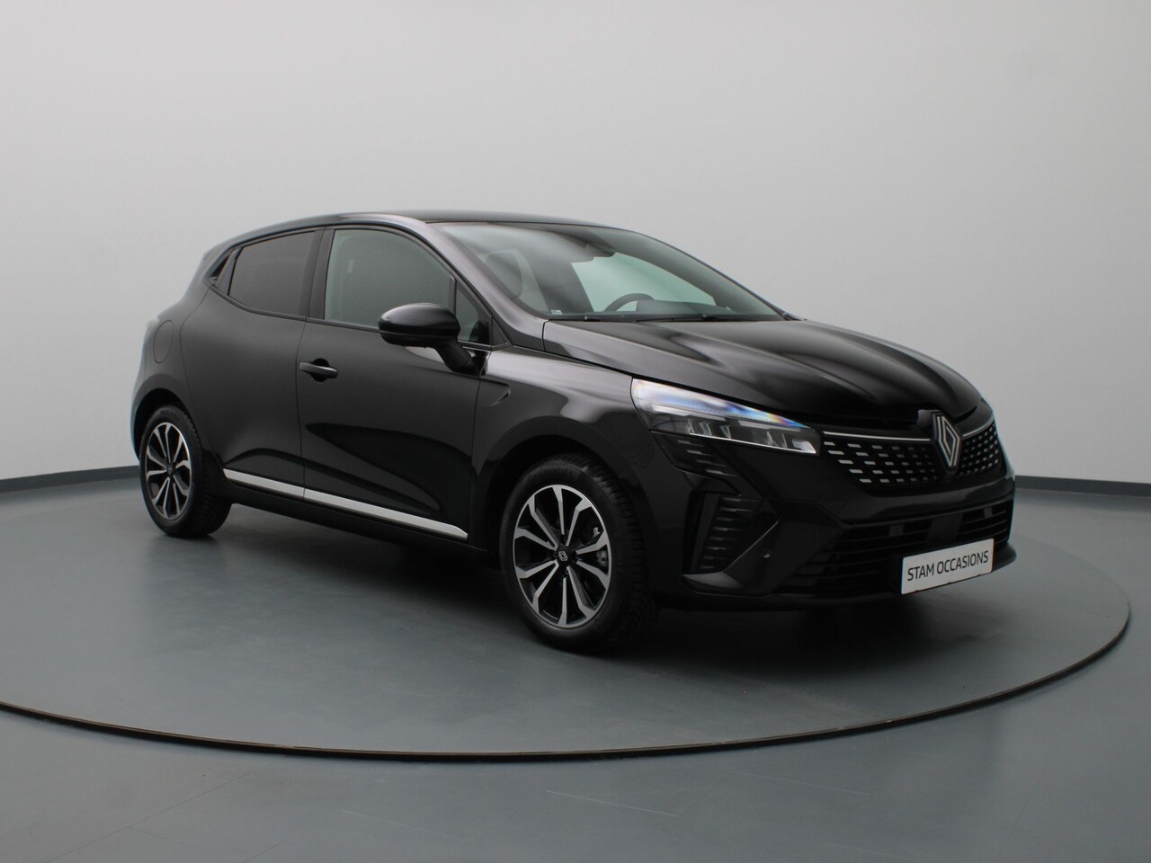 Renault Clio - E-Tech Hybrid 145 Techno Camera | Cruise | Navi | Parkeersens. v+a - AutoWereld.nl