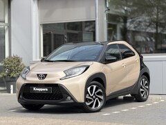 Toyota Aygo X - 1.0 VVT-i MT Pulse | GEEN AFLEVERKOSTEN | Apple/Android, Cruise control, 17inch velgen, Vo