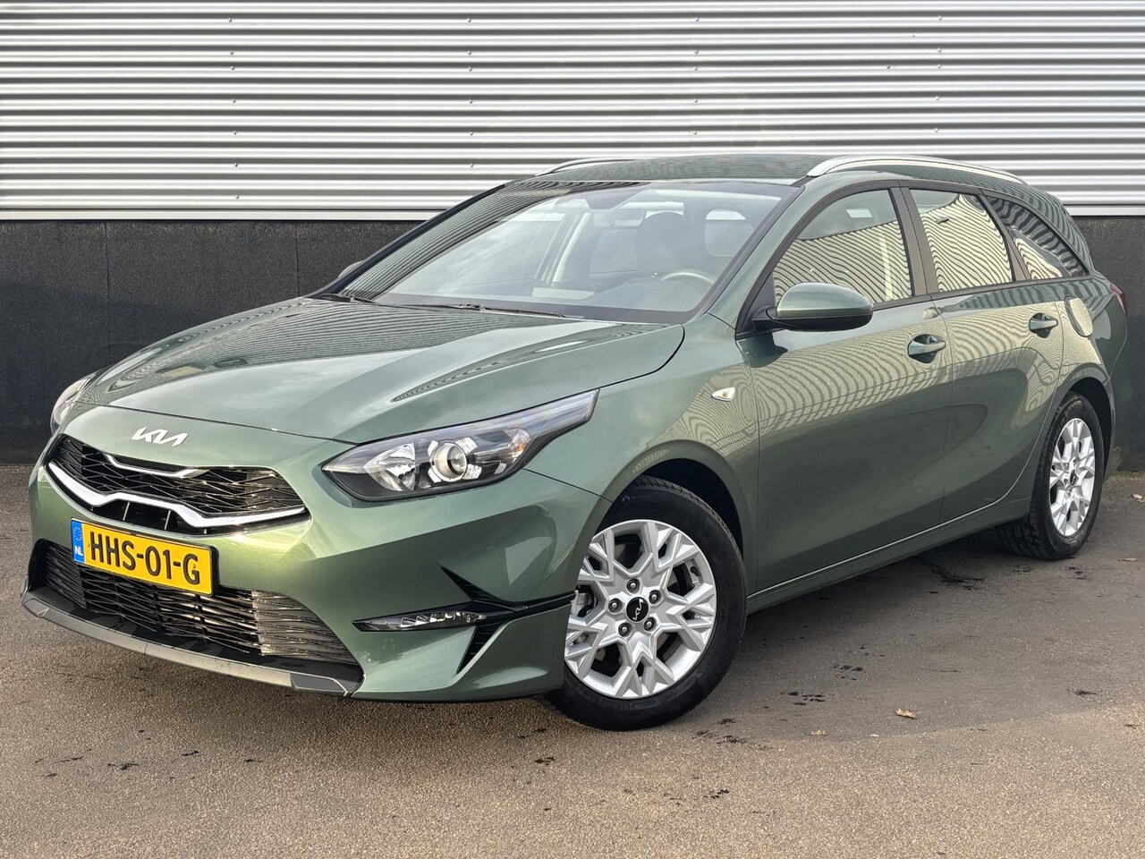 Kia Cee'd Sportswagon - Ceed 1.0 T-GDi ComfortLine navigatie Apple CarPlay/Android Auto, parkeersensoren, cruise c - AutoWereld.nl
