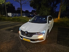 Renault Talisman Estate - 1.6 TCe Intens Panoramadak, Bose audio, halfleder, 4control, CC, Android Auto / Apple Carplay, parkassist