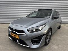 Kia Cee'd Sportswagon - Ceed 1.5 T-GDi GT-PlusLine Automaat|Panoramadak|Stoelen & Stuurwiel verwarmd|Dodehoekdetec