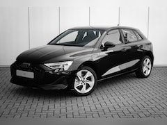 Audi A3 Sportback - Advanced edition | Aluminium optiek in het interieur | Assistentiepakket Rijden en Parkere