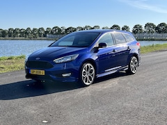 Ford Focus Wagon - 1.5 ST-Line Clima, cruise, pdc achter