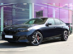 BMW i5 - xDrive40 M Sport / Trekhaak / Adaptief onderstel professional / Comfortstoelen / Comfort A