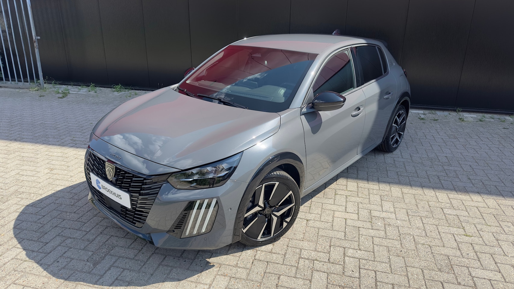 Peugeot 208 - GT | Elektrische parkeerrem | Extra getinte achterste zijruiten en achterruit | Extra geti - AutoWereld.nl