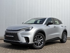 Lexus LBX - Business Line 2WD Parkeer en Dodehoek Sensoren Stoel Stuur Verwarming