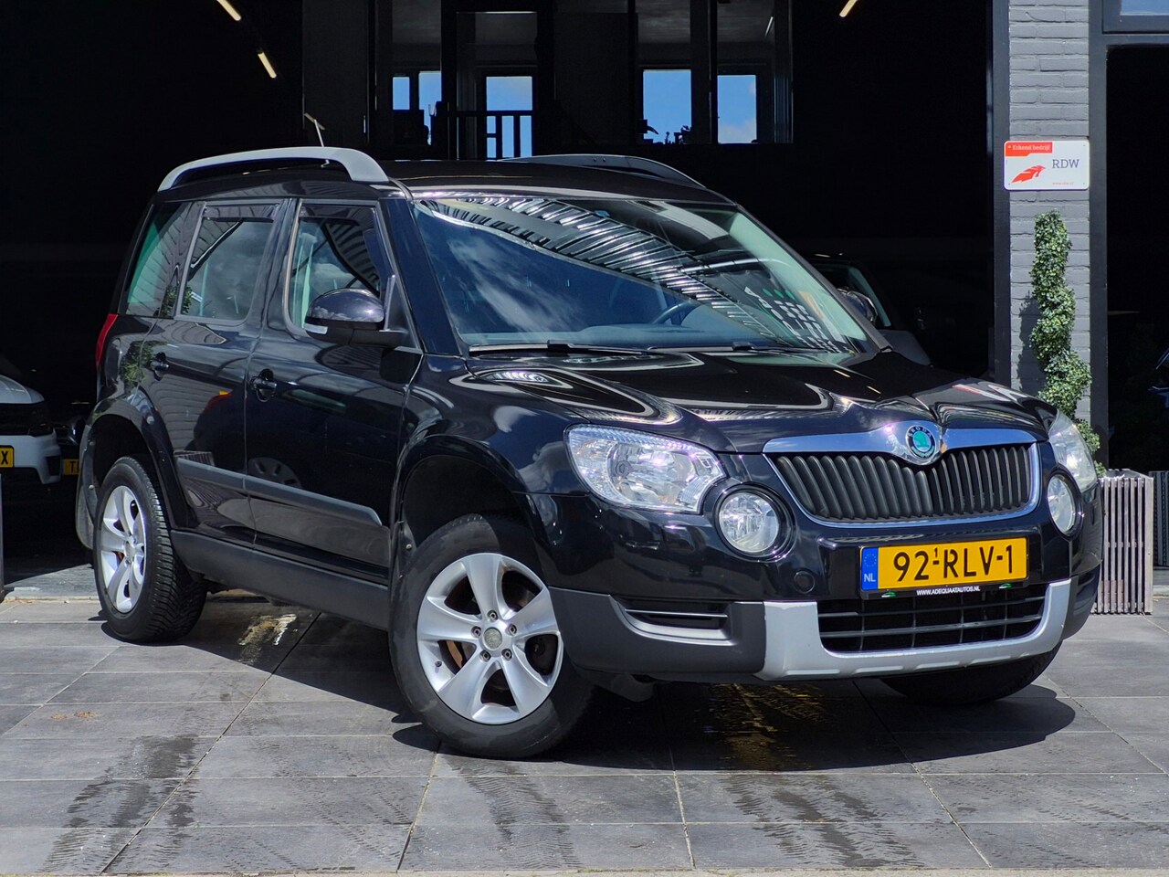 Skoda Yeti - 1.2 TSI Ambition AUTOMAAT|Cruise|Trekhaak|NAP - AutoWereld.nl