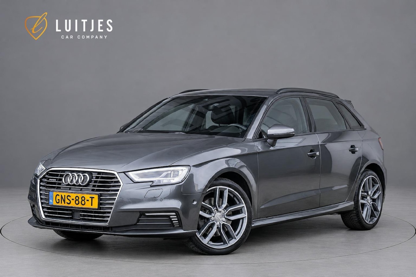 Audi A3 Sportback - 40 e-tron Advance S-Line Leder/Alcantara|Virtual-cockpit|Sfeerverl.|Stoelverw.|Dealeronder - AutoWereld.nl