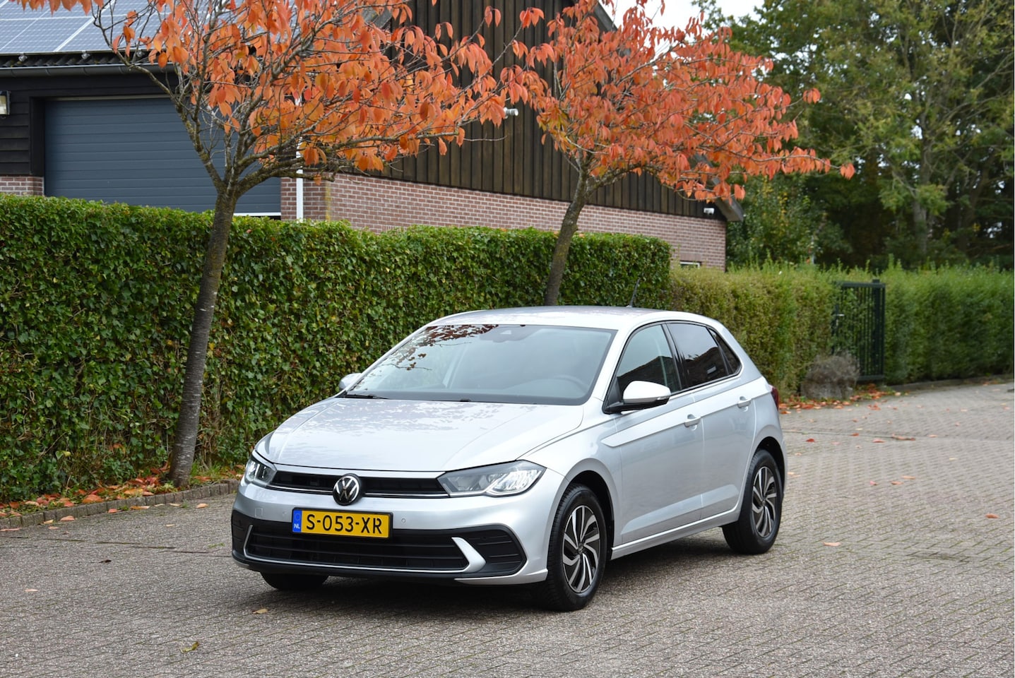 Volkswagen Polo - 1.0 TSI Life Business PDC Camera IQ-drive LED ECC NAP - AutoWereld.nl