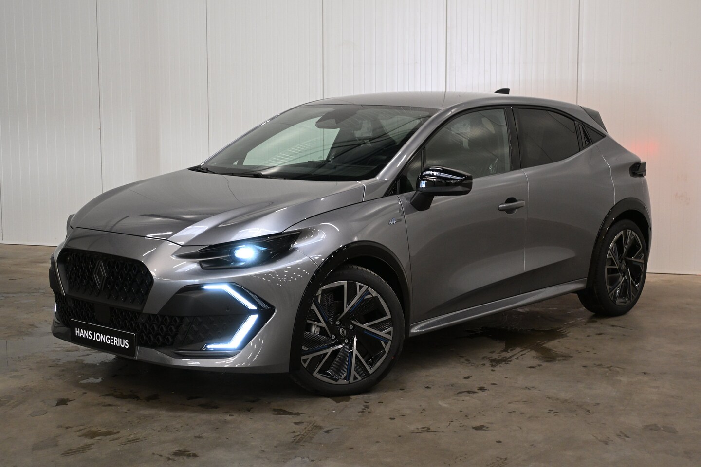 Renault Clio - esprit Alpine | Achteruitrijcamera | Draadloze telefoonoplader met magsafe technologie | E - AutoWereld.nl