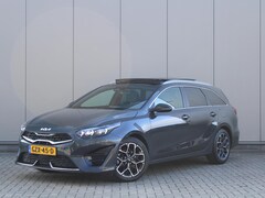 Kia Cee'd Sportswagon - Ceed 1.5 T-GDi GT-Line | Panorama dak | Stoel & stuurverwarming | Camera | Apple carplay