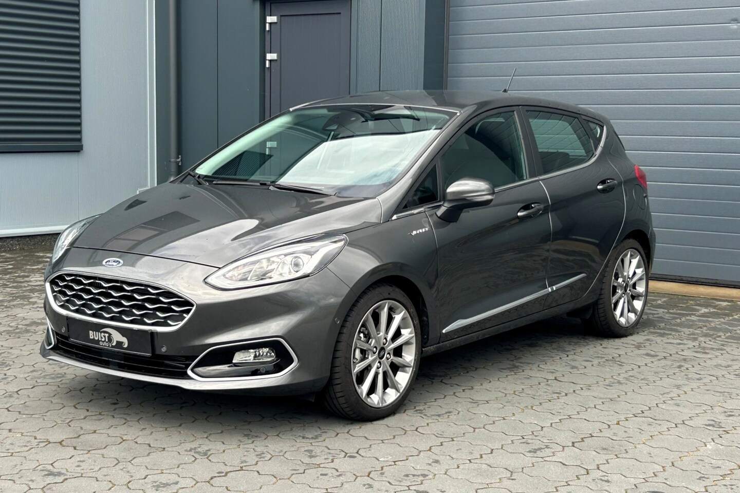 Ford Fiesta - 1.0 EcoBoost Vignale AUTOMAAT 2444KM! 1e eig.! NL-auto! - AutoWereld.nl