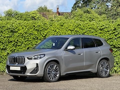 BMW X1 - xDrive30e | M-Sport | Panorama | Harman/kardon | 20" | Stuur + Stoelverw. | Co Pilot | Led