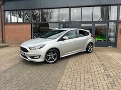 Ford Focus - 1.0 ST-Line, Sync 3, Cruise control, Dealer OH