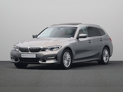 BMW 3-serie Touring - 330e Business Edition Plus | Luxury Line | Active Cruise Control | Comfort Access | Head U
