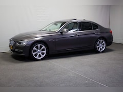 BMW 3-serie - 328i High Executive