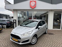 Ford Fiesta - 1.0 Style Essential Zeer nette Nederlandse auto, incl. boekjes Navigatie, Start/Stop syste