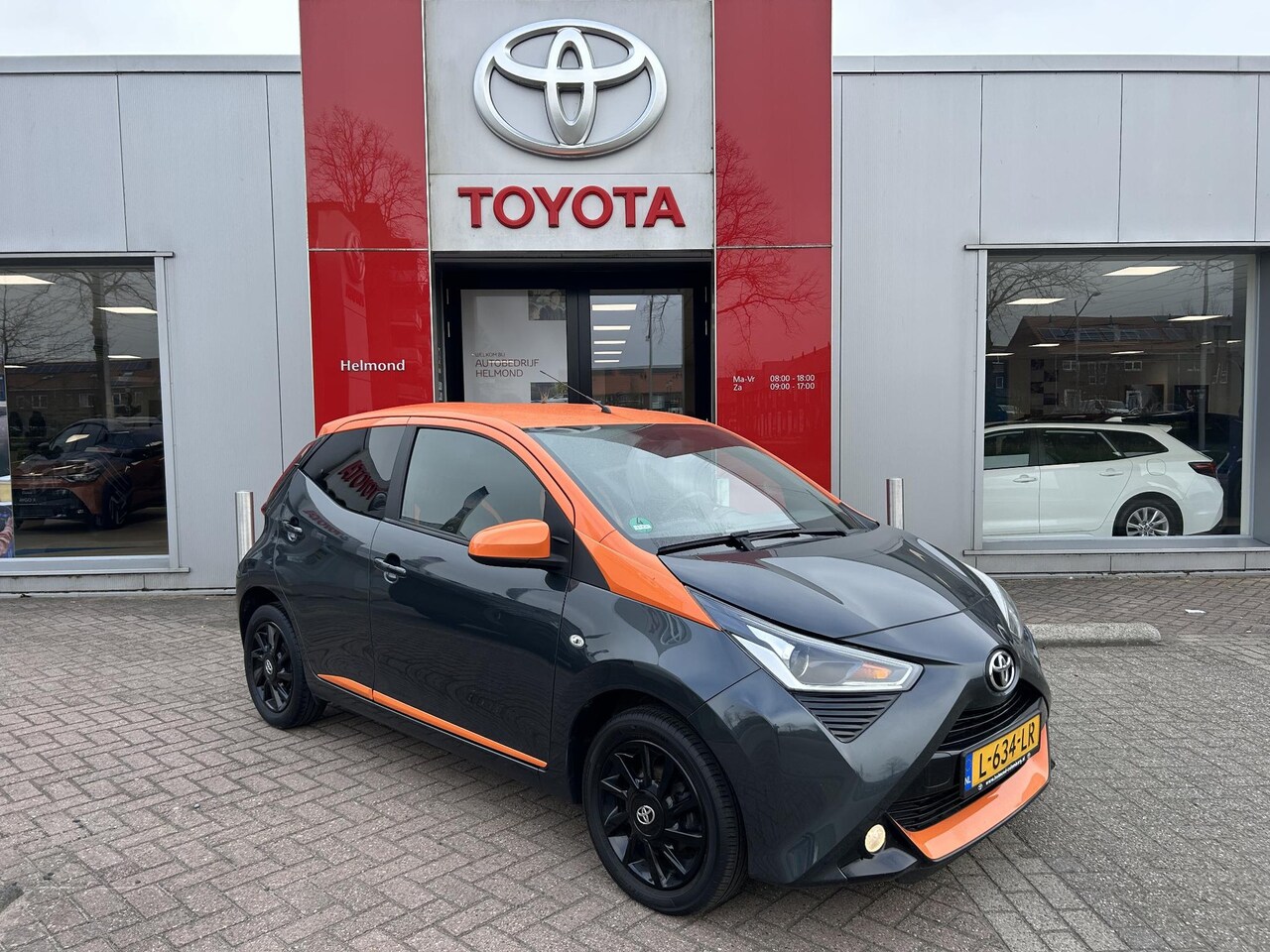 Toyota Aygo - 1.0 VVT-i x-JBL | 1e eigenaar | Carplay | Climate Control - AutoWereld.nl