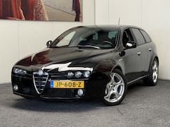 Alfa Romeo 159 - SPORTSWAGON 1.7 T DISTINCTIVE CRUISE CONTROL CLIMATE CONTROL APPLE CARPLAY/ANDROID ACHTERU