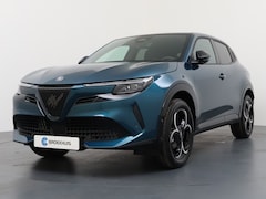 Alfa Romeo Junior - 1.2 Turbo Hybrid Ibrida Ti | Achteruitrijcamera | Apple Carplay/Android Auto|telefooninteg