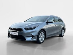 Kia Cee'd Sportswagon - Ceed 1.5 T-GDi DynamicLine | All-Seasonbanden | Apple Carplay / Android Auto | Navigatiesy