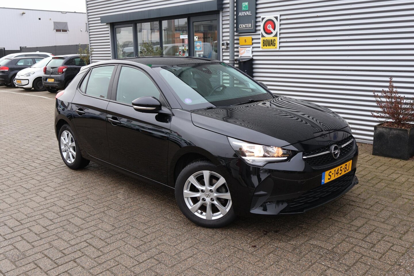 Opel Corsa - 1.2 Edition 1e Eigenaar | Volledig onderh | BTW | NAP | Stuurverwarming | Carplay | DAB | - AutoWereld.nl