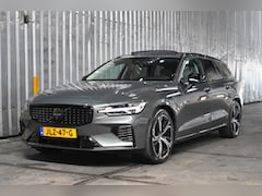 Volvo V60 - T8 455PK AWD Ultra Dark | Massage | 360 | Schuifdak | Harman Kar