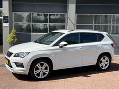 SEAT Ateca - 1.5 TSI FR Business Intense Bj 2019 Navi, 18inch, Trekhaak, Camera, Clima Hoge zit Dealer