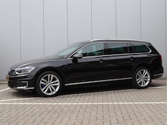 Volkswagen Passat Variant - 1.4 TSI GTE Highline | SOH 72, 9% | Pano | Trekhaak | Org. NL