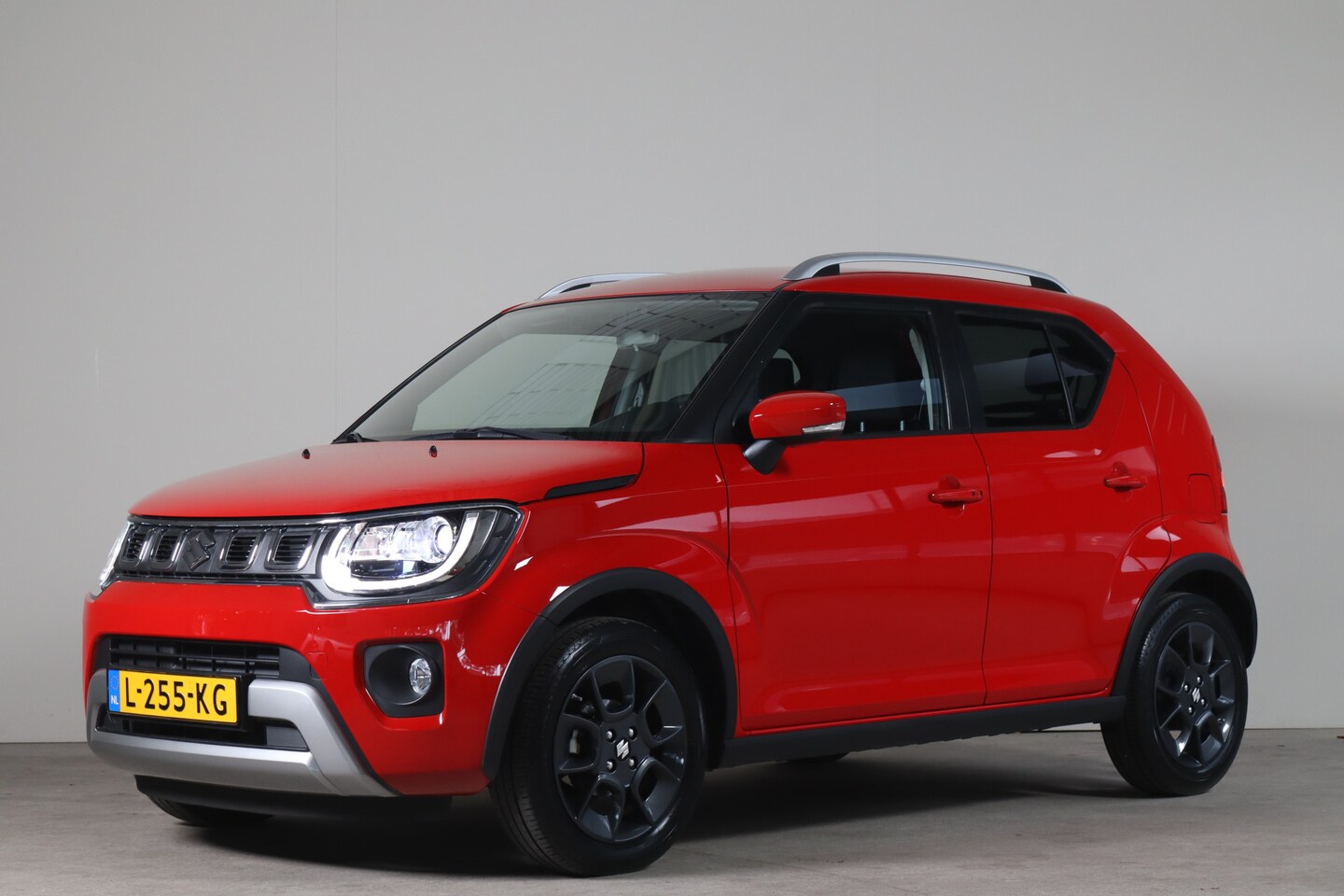 Suzuki Ignis - 1.2 Smart Hybrid Style - NL- Auto!! Stoelverw I Camera I Climate - AutoWereld.nl