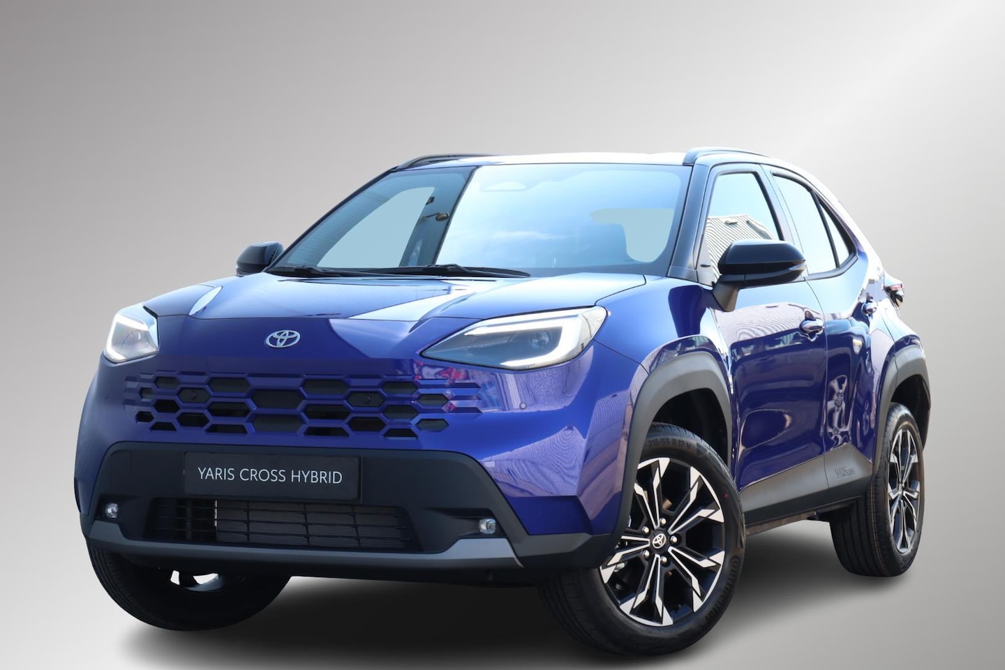 Toyota Yaris Cross - 1.5 Hybrid 130 First Edition Inruil premie € 2.500 - AutoWereld.nl