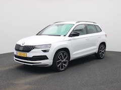 Skoda Karoq - 1.5 TSI ACT Sportline Business 150 PK | Automaat | Trekhaak | LED Koplampen | Climate Cont