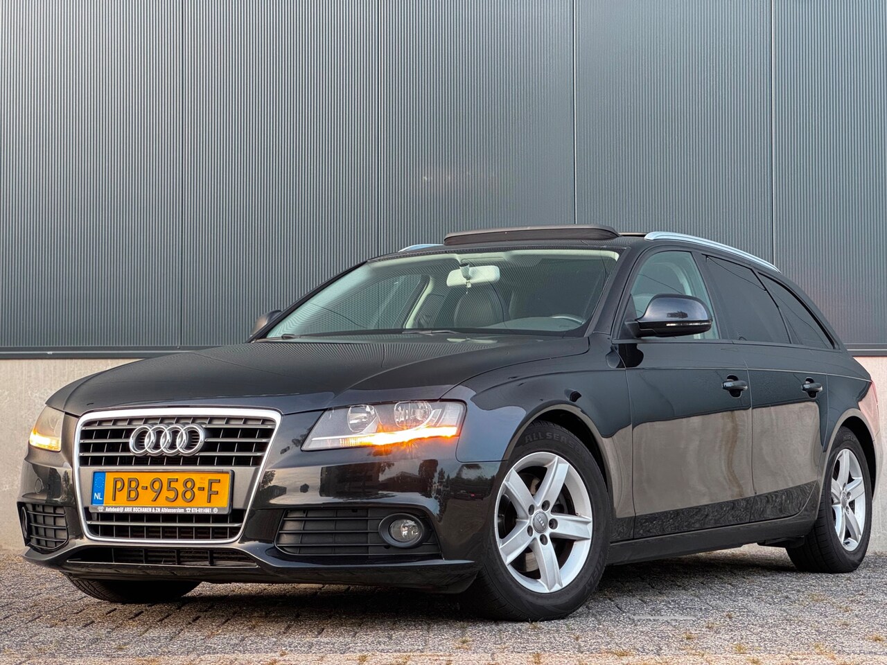 Audi A4 Avant - 1.8 TFSI|AUT|PANO|HALFLEDER|STOELVERW|2XSLEUTELS|BOEKJES| - AutoWereld.nl